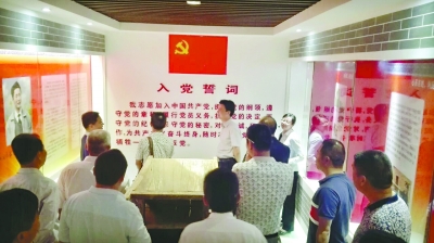 武汉市蔡甸区60名干部参观蔡甸监狱接受廉政